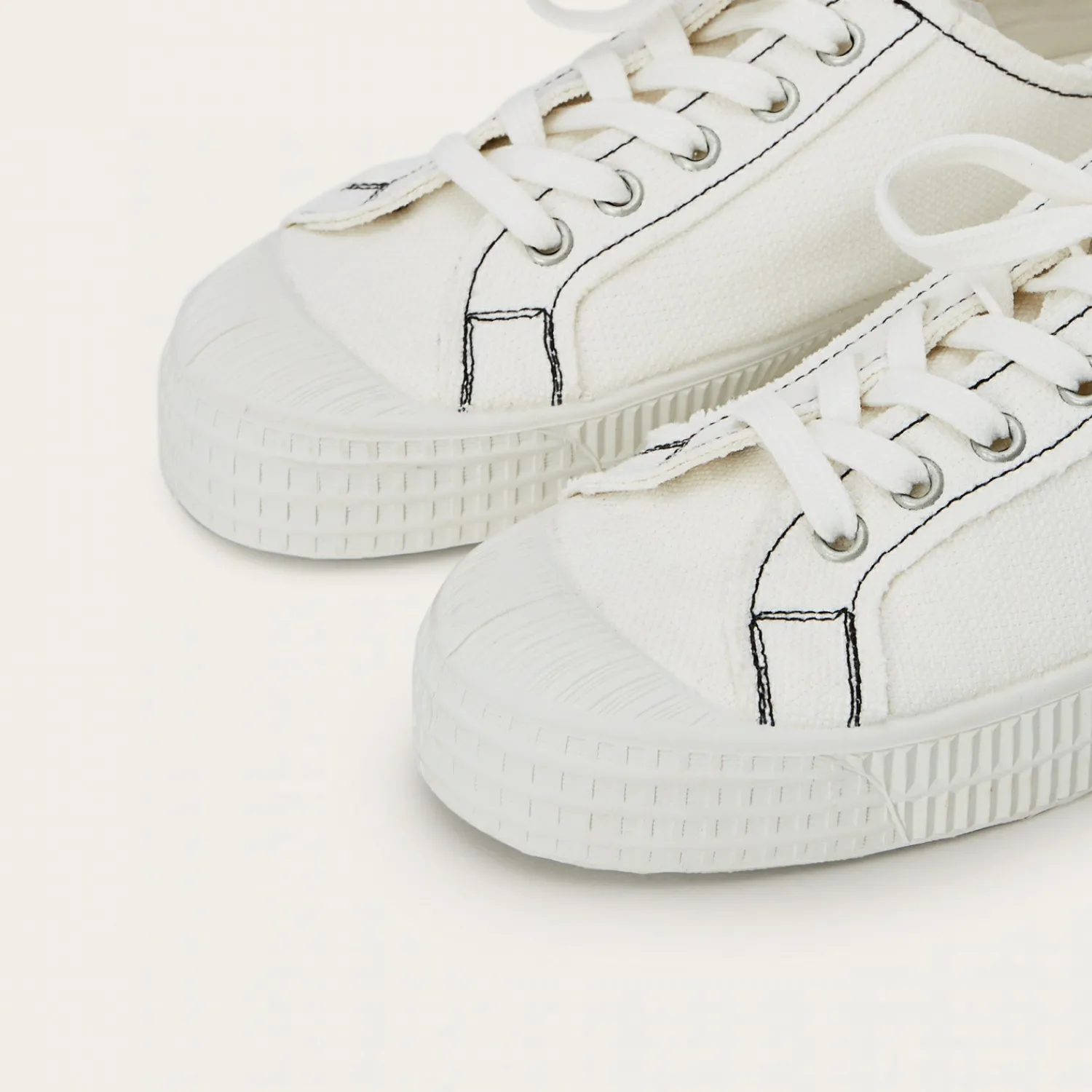 Balagan Novesta Star Master Sneakersy Damskie Vegan, Perlowy Z Czarna Nicia